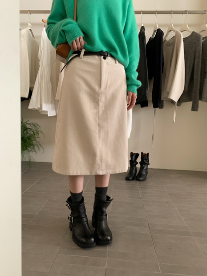 (部分現貨) // 復古感燈芯絨五分中裙