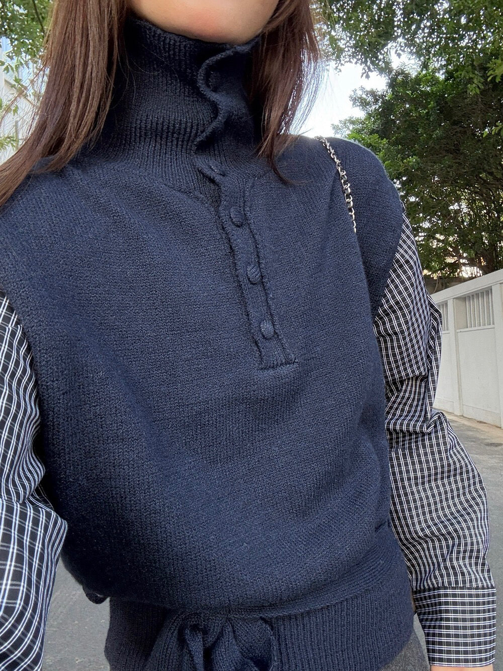 // 設計感假兩件拼格紋恤衫鈕扣高領NT