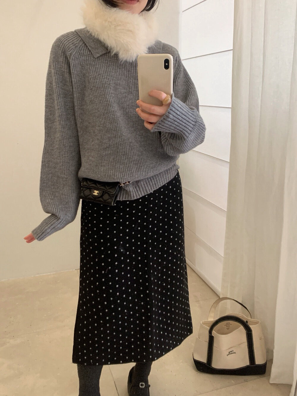 // 部分撞色翻領插肩毛衣