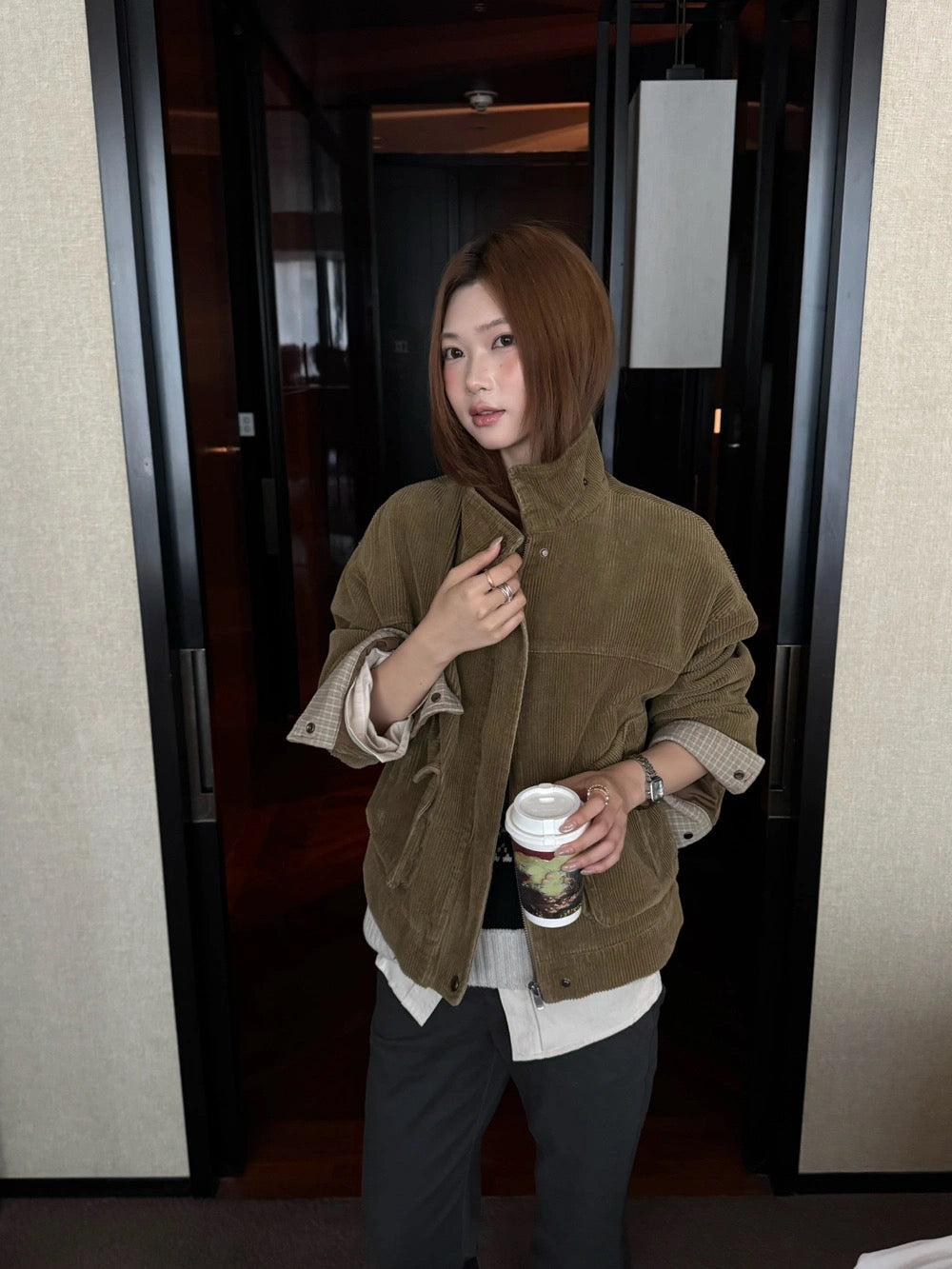J45 / 內拼格紋復古口袋可立領燈芯絨外套