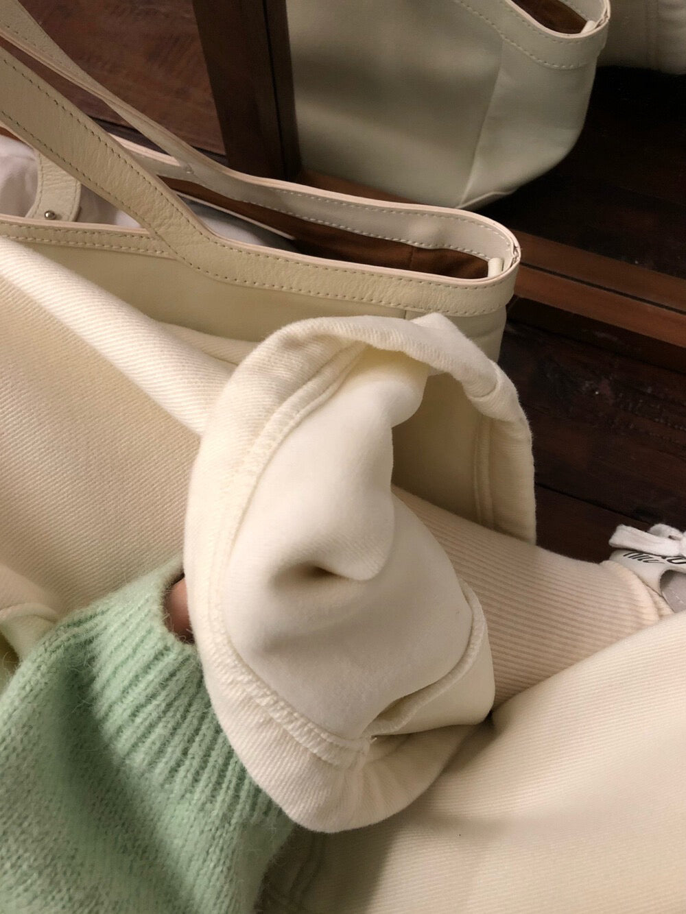 // 口袋位小details加絨全長牛仔褲