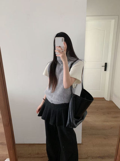 // 鬆鬆領超美排扣針織背心