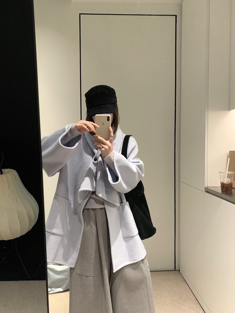 // 100%圓領口袋簡約手工外套（連頸巾）