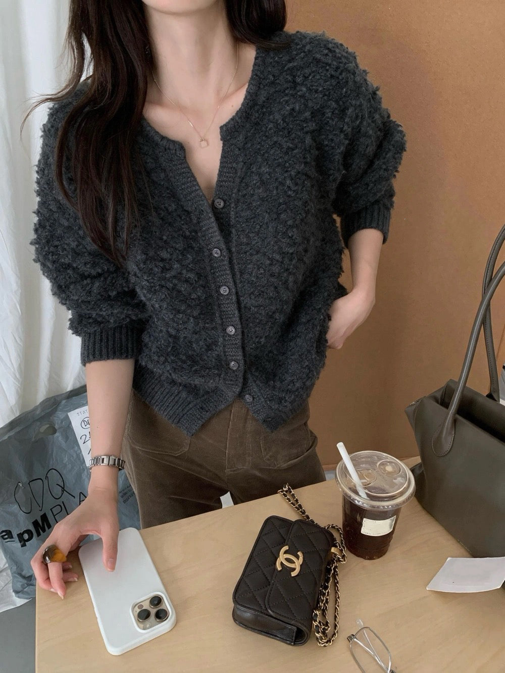 C83 / 立體圈圈紗圓領針織外套(8%WOOL)