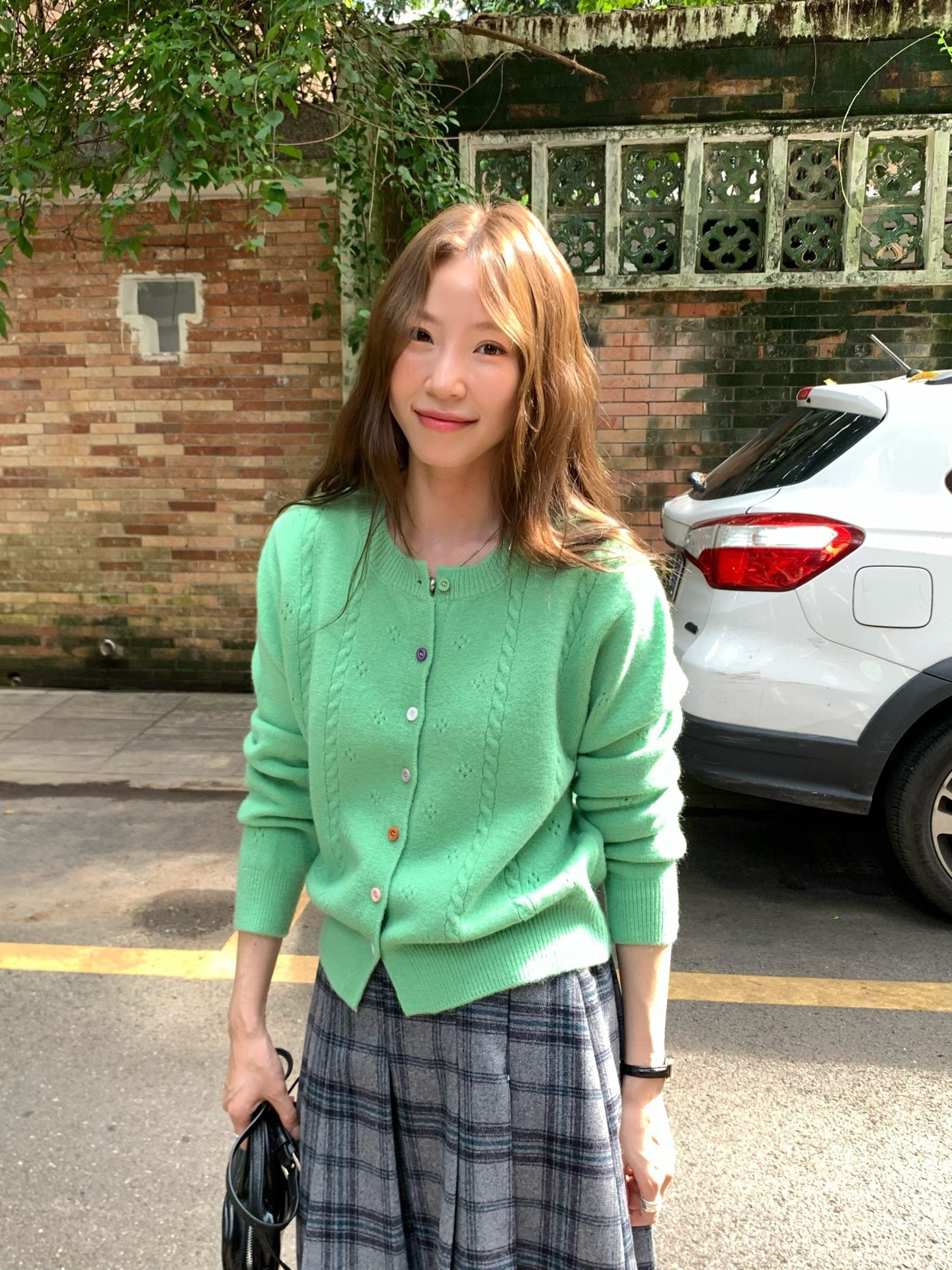 // 彩色鈕扣鏤空軟糯CD