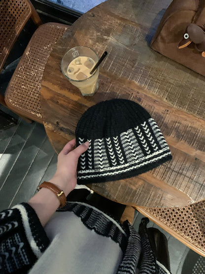 // 復古撞色特別織紋毛衣(連頸巾+帽)