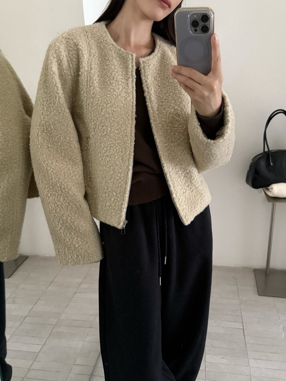 // 圓領圈圈絨簡約拉鏈外套
