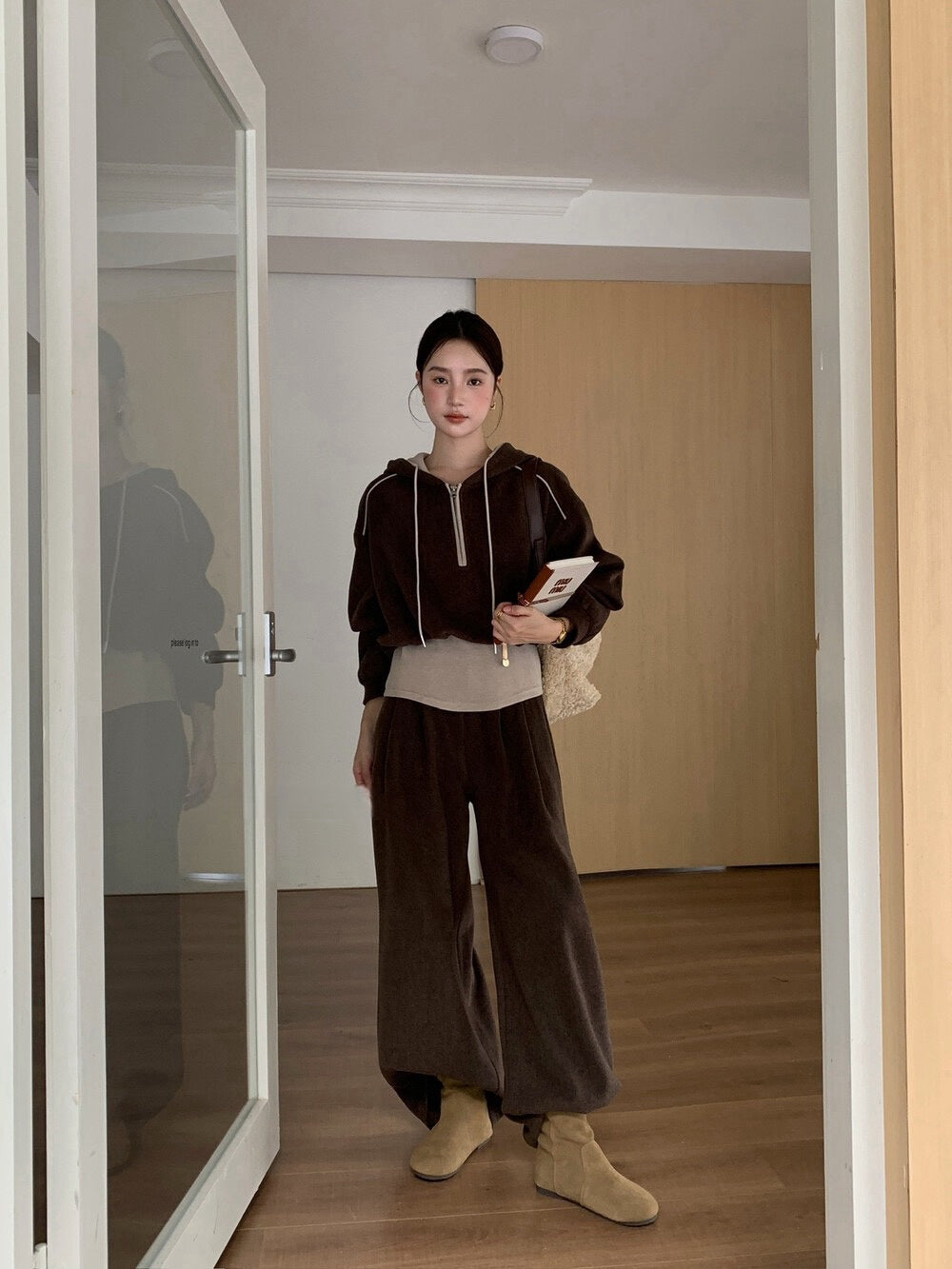 // 假兩件連帽拉鍊上衣+全長褲兩件套