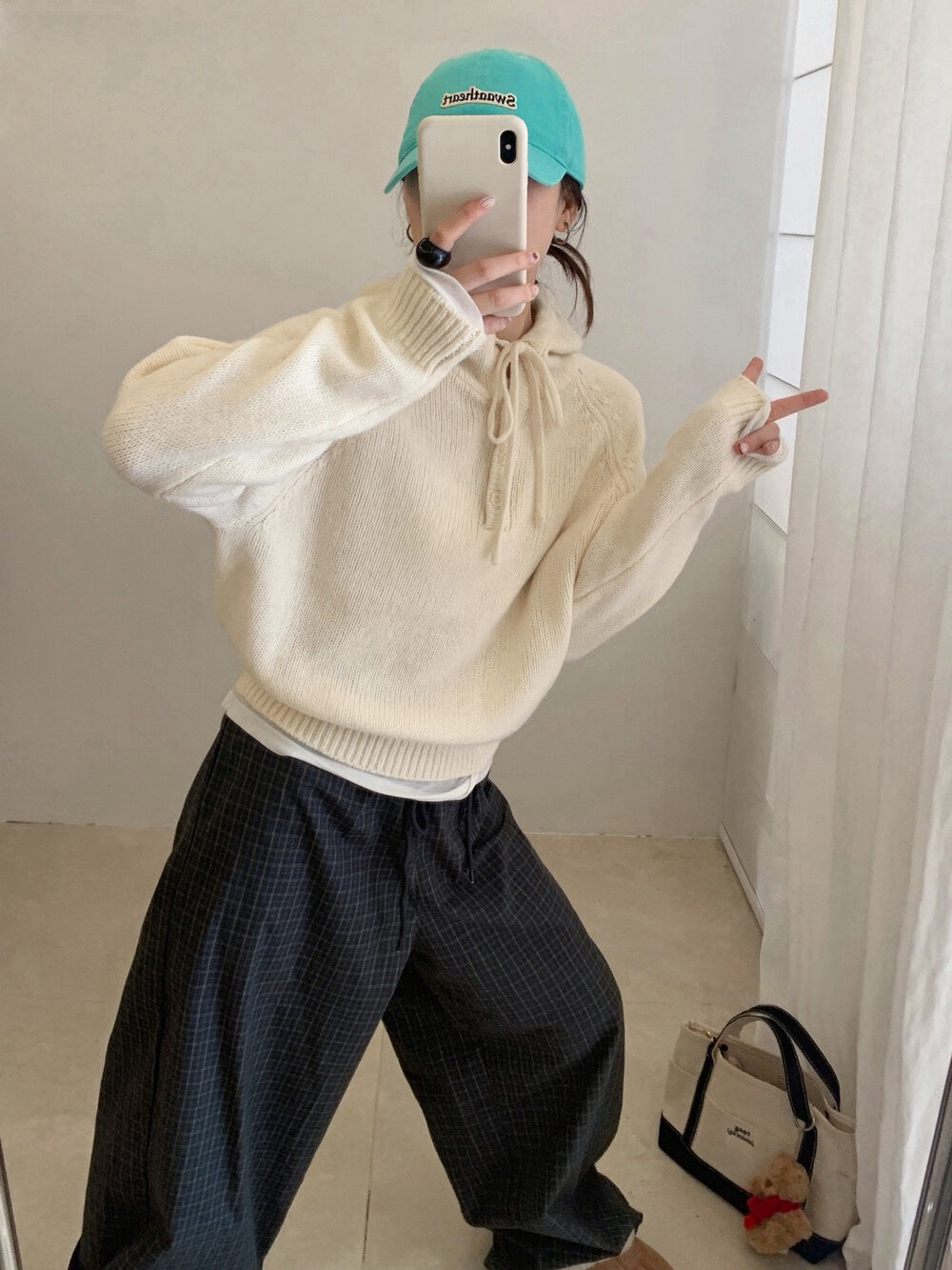 // 100%wool半鈕扣連帽NT