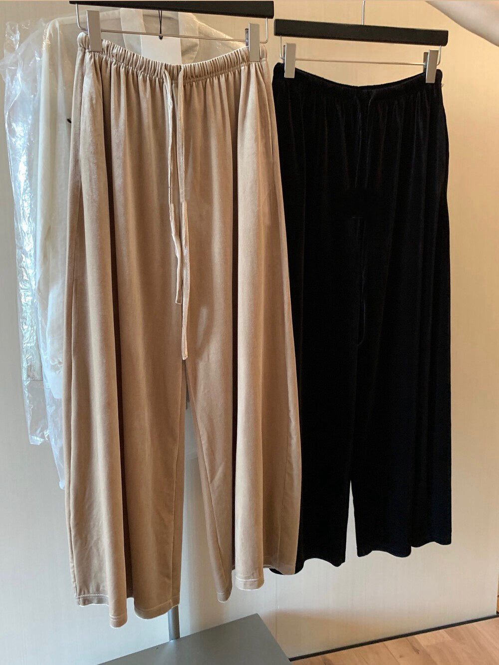 // 氣質絲絨休閒全長褲