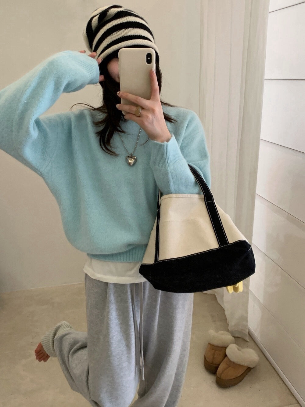 // 軟糯超美色系混兔毛圓領毛衣