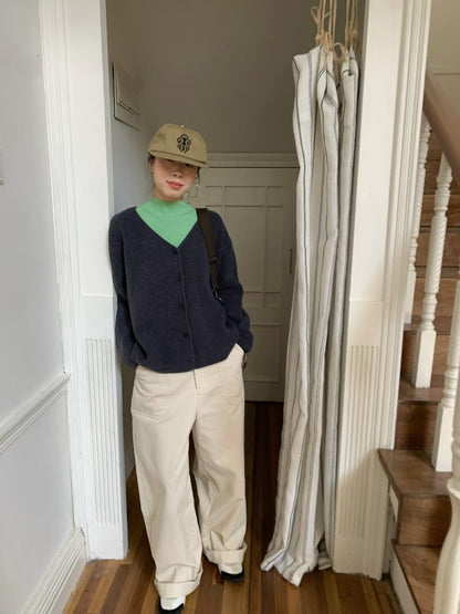 // 12色超美色系V領排扣羊絨紗CD