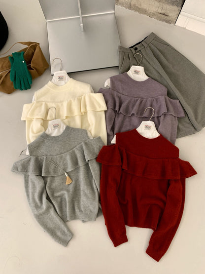 // 小性感露肩荷葉邊毛衣