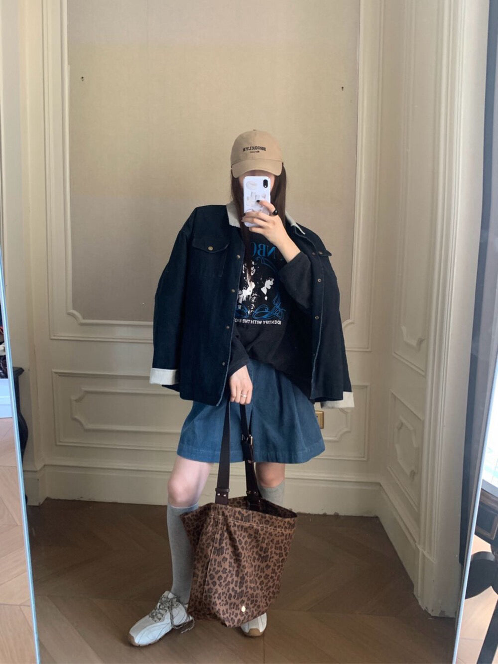 // 拼色燈芯絨領牛仔外套