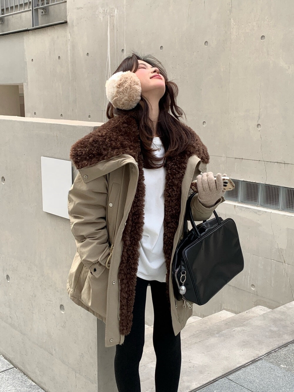 // 超帥大毛毛翻領可束腰口袋工裝外套