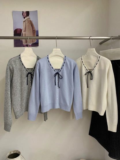 // 100%羊毛縫線蝴蝶結領口開胸NT