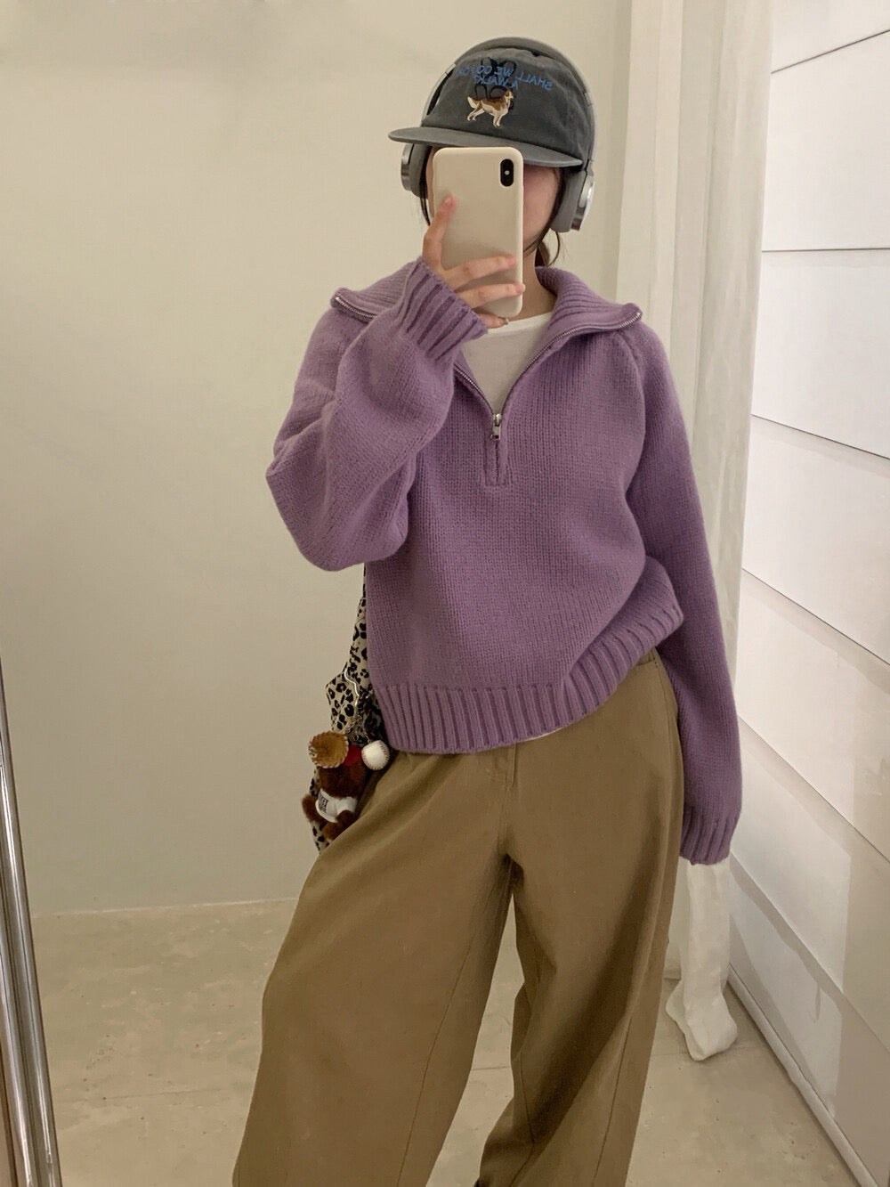 // 半拉鍊直坑紋領套頭NT