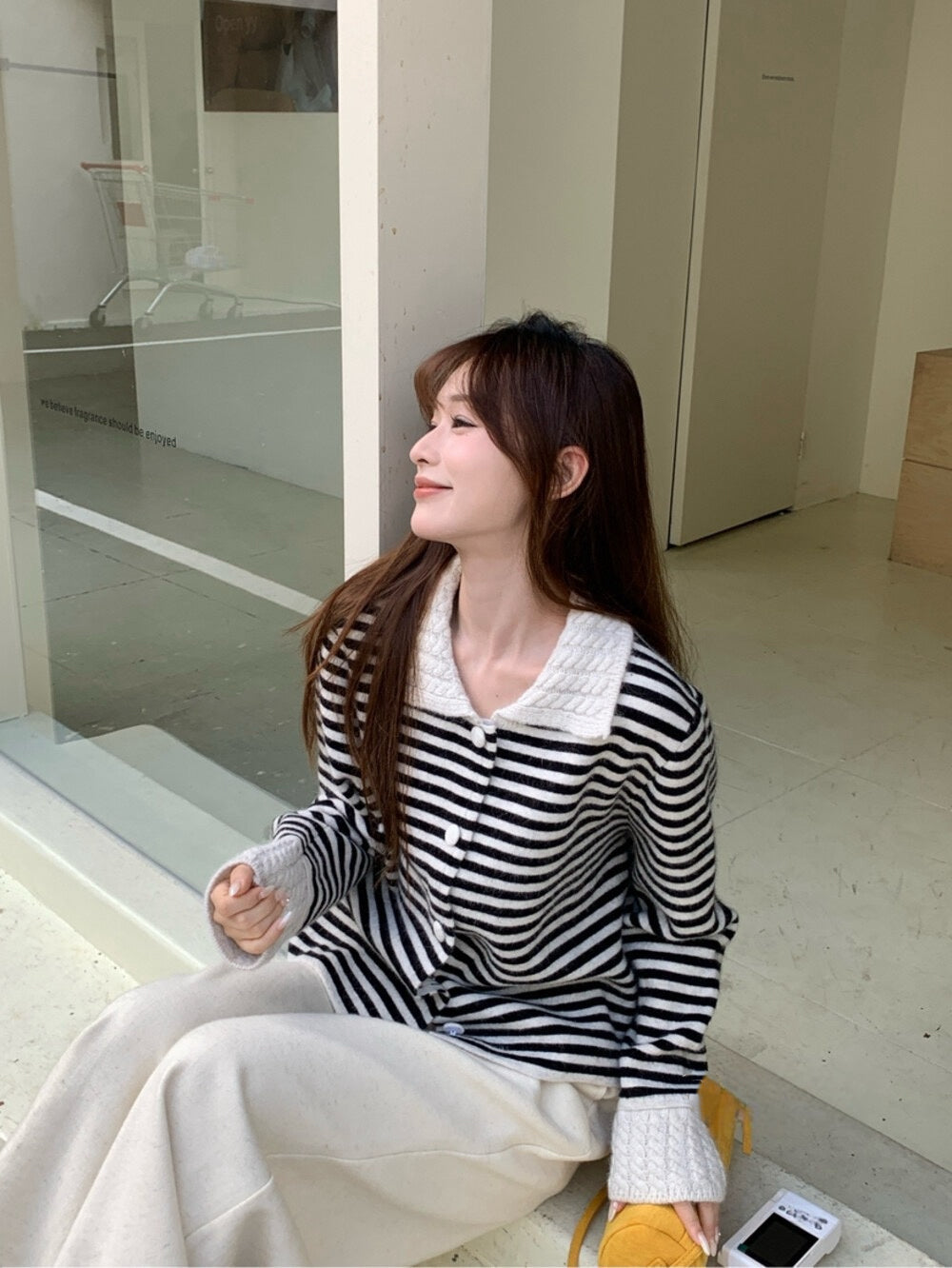 // 麻花領+袖拼色間條軟糯CD