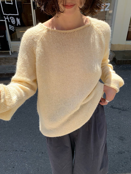 // 超美色系慵懶落肩針織上衣