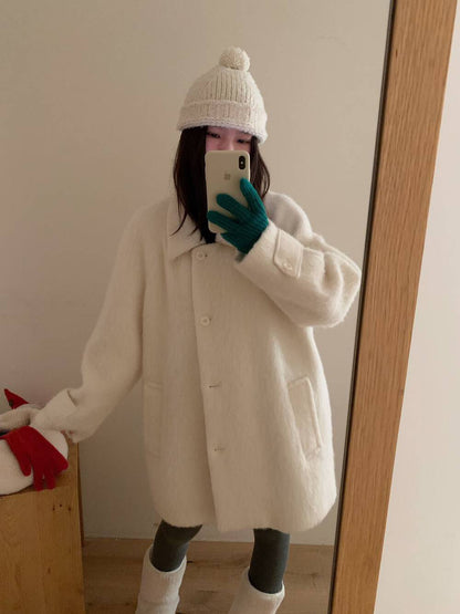 // 法式復古感35%羊毛翻領中長外套