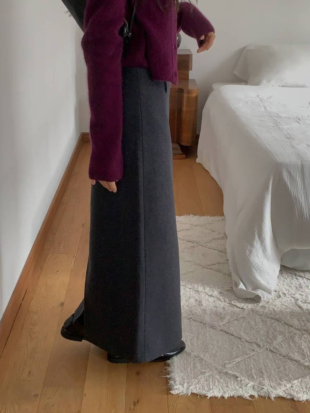 // 極顯瘦簡約直筒毛呢裙