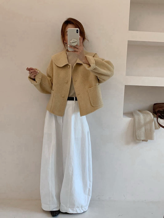 // 100%羊毛可愛娃娃領手工外套