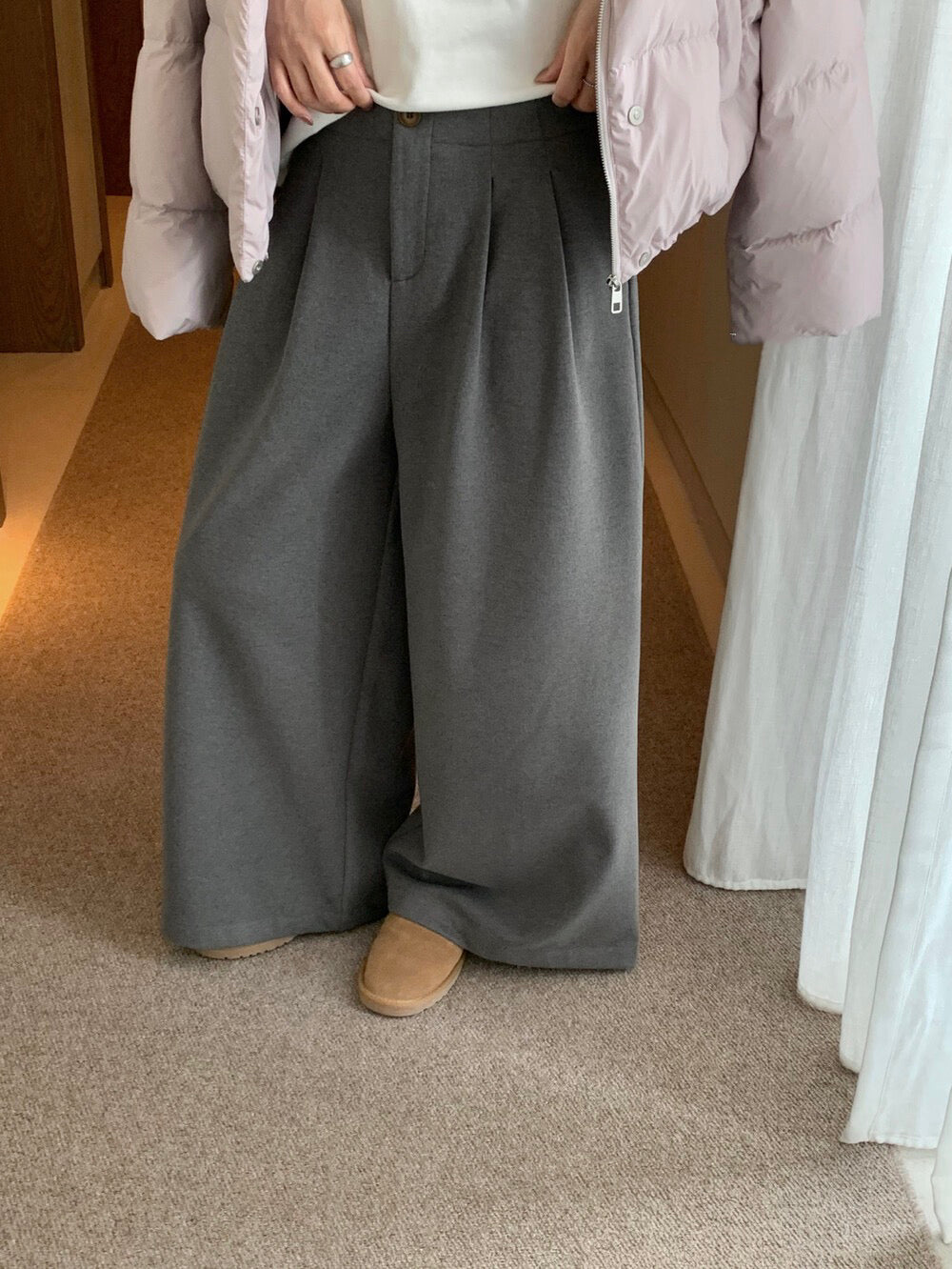 // 壓褶顯瘦加絨闊腳西褲