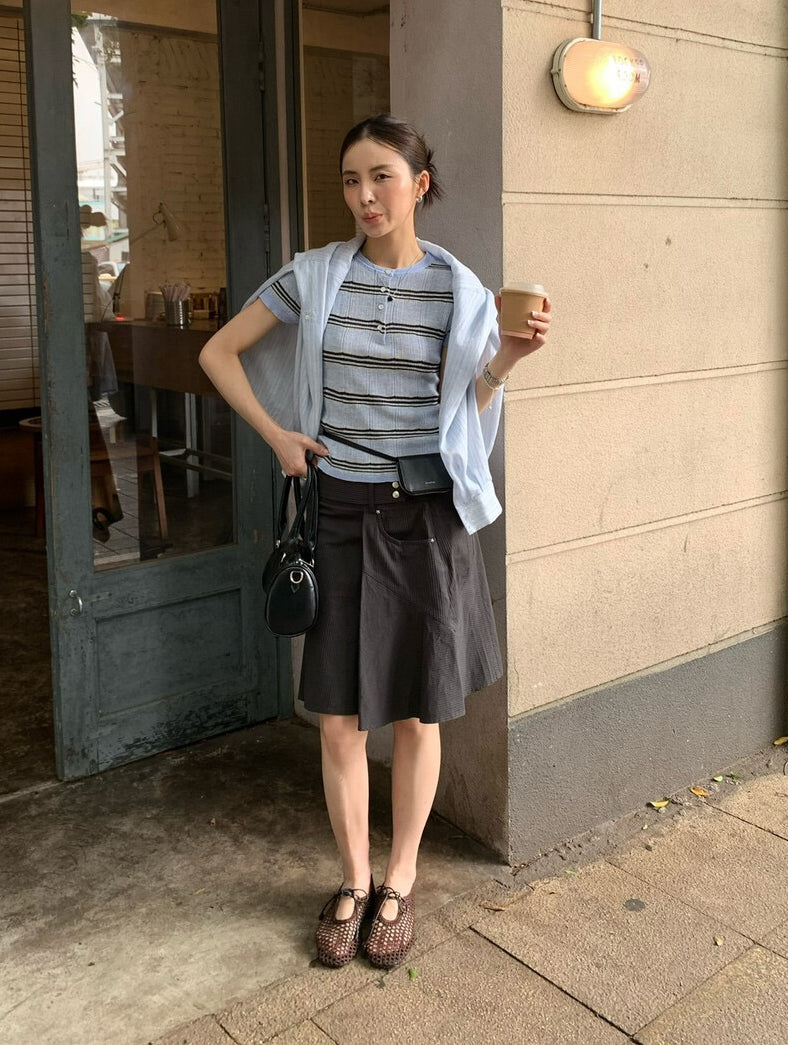 // 極顯瘦圓領小鈕扣間條短袖NT