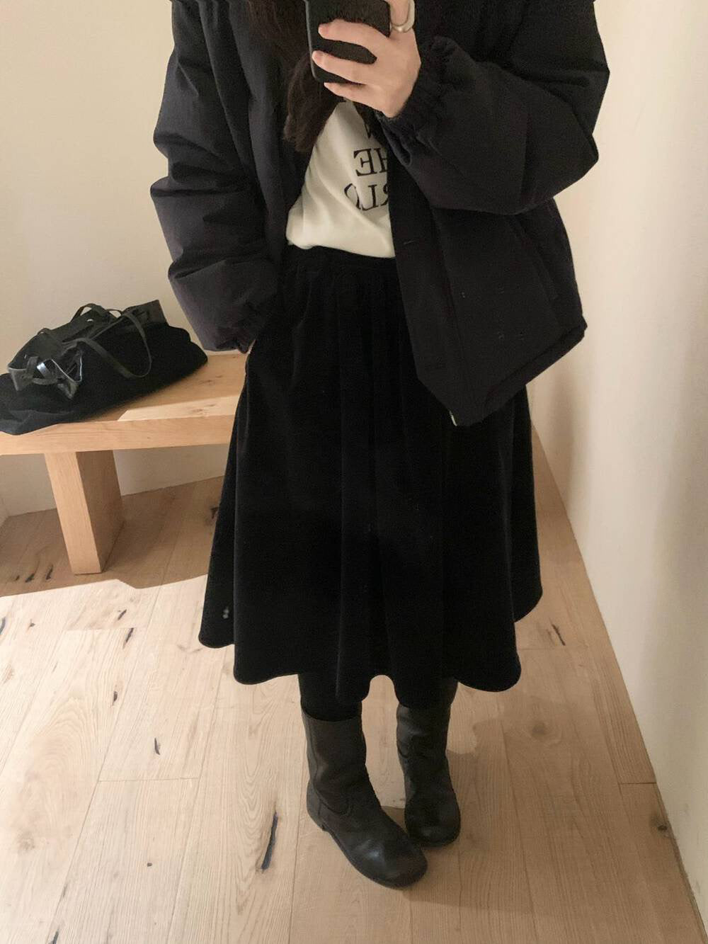 // 高腰壓褶簡約韓風中裙(連腰帶)