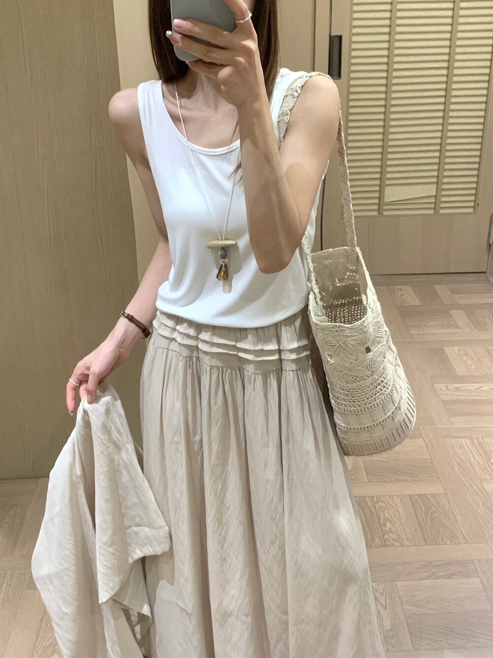 S27 / 超韓綁帶防曬BL+打底背心+壓褶details中裙三件套