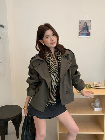 J38 / 高級感可立領帥氣短款trench coat