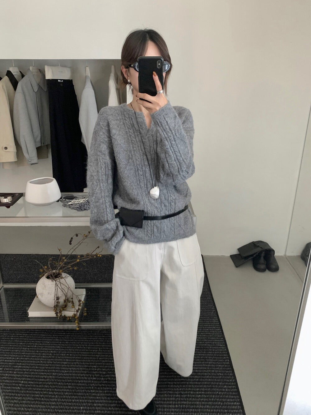 // 超軟糯小V領口麻花NT