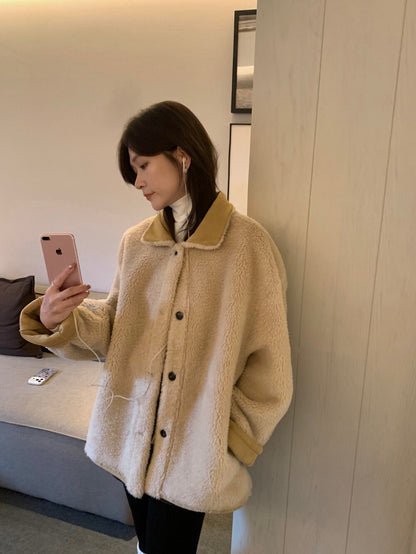 // 可雙面穿皮毛一體翻領中長外套