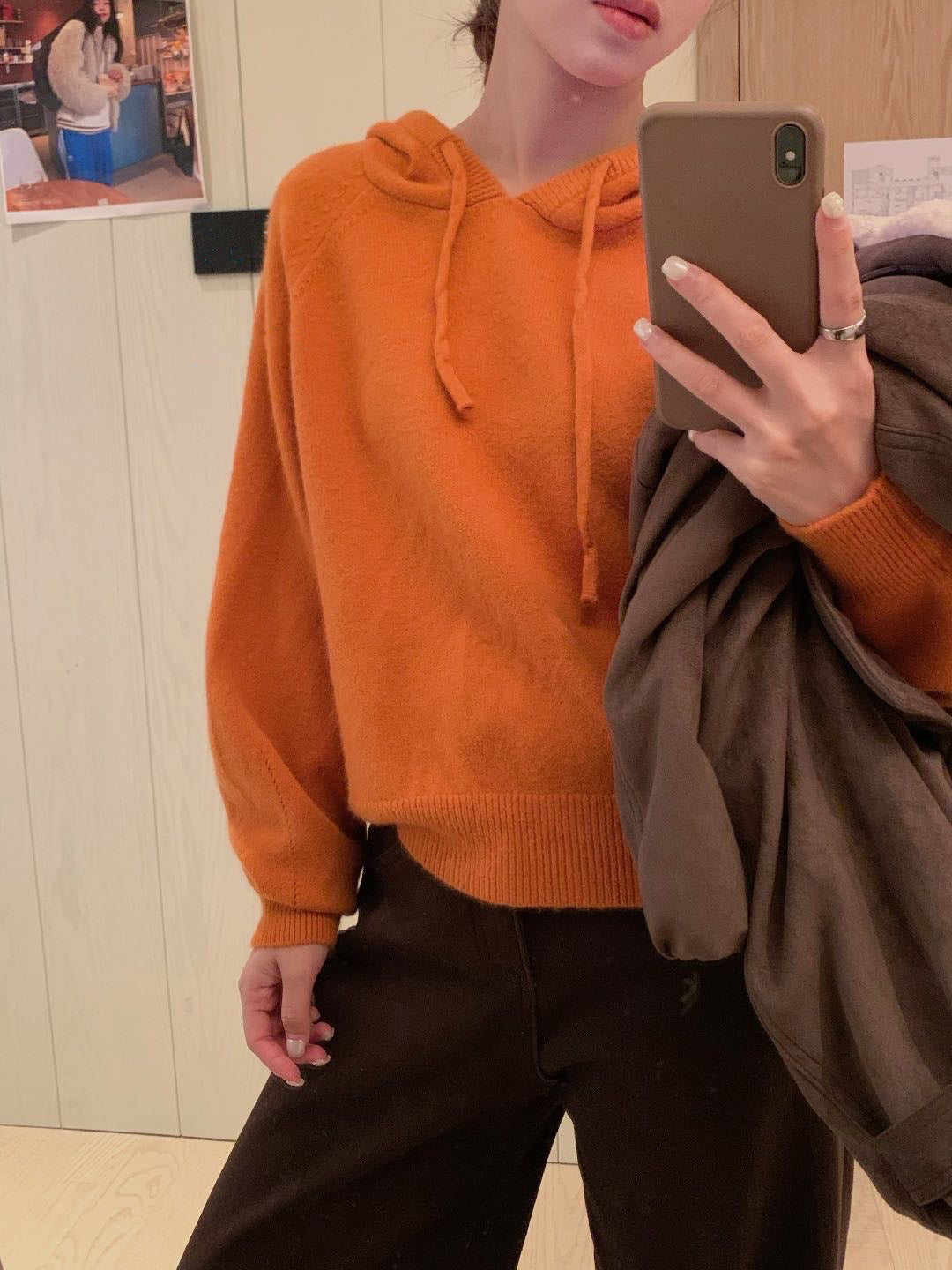 // 超軟糯北極絨連帽毛衣