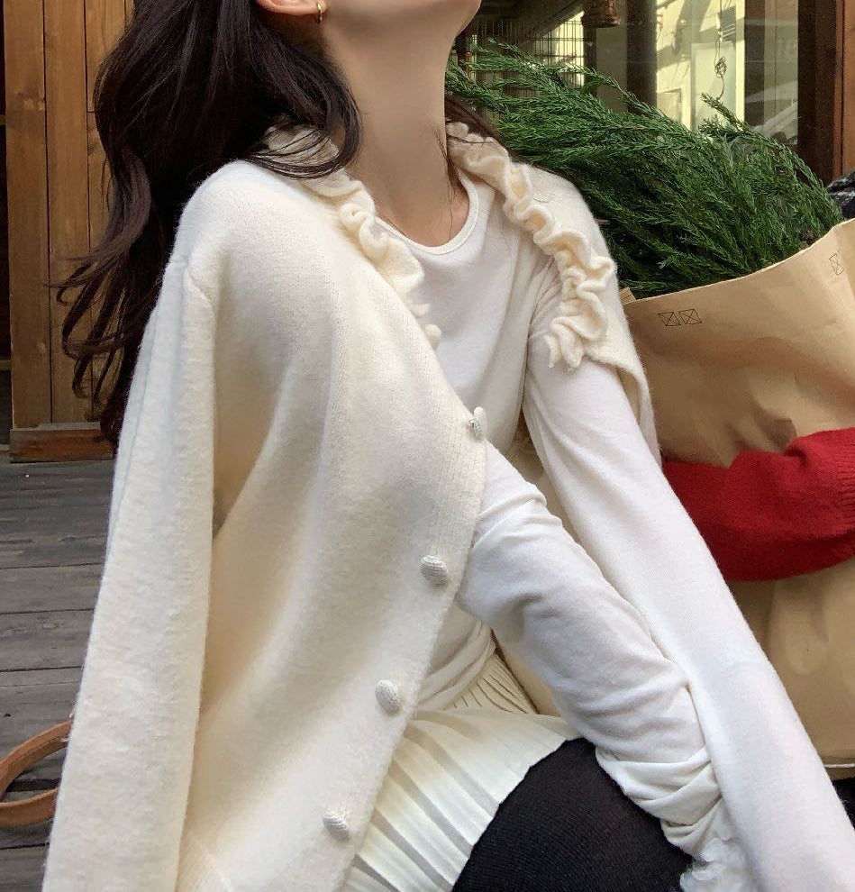 // 設計感花邊領口CD