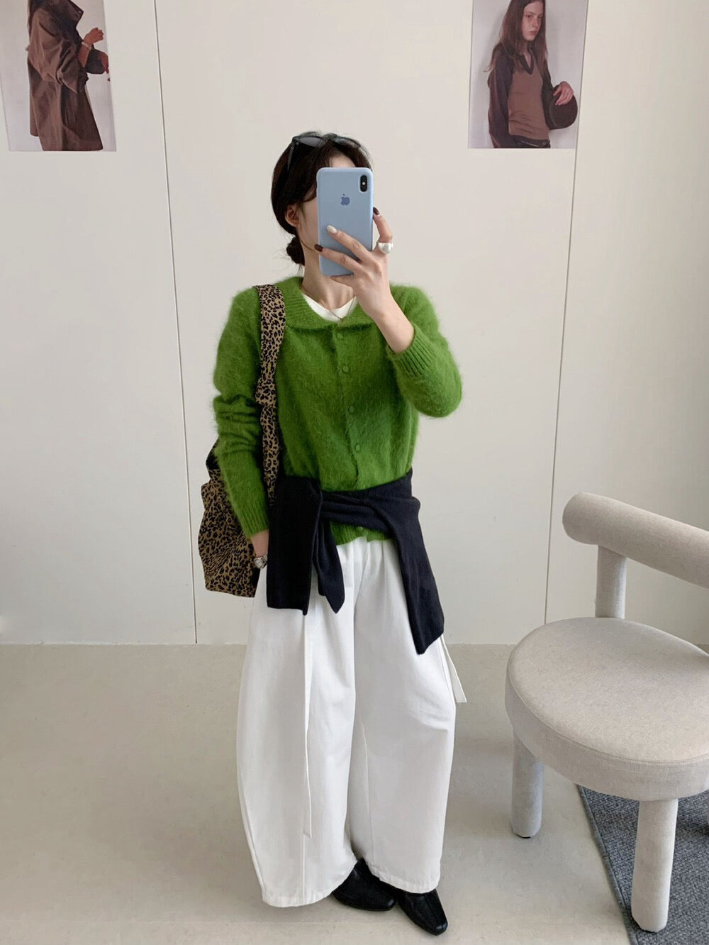 // 自帶柔光感40%兔絨圓翻領包扣NT