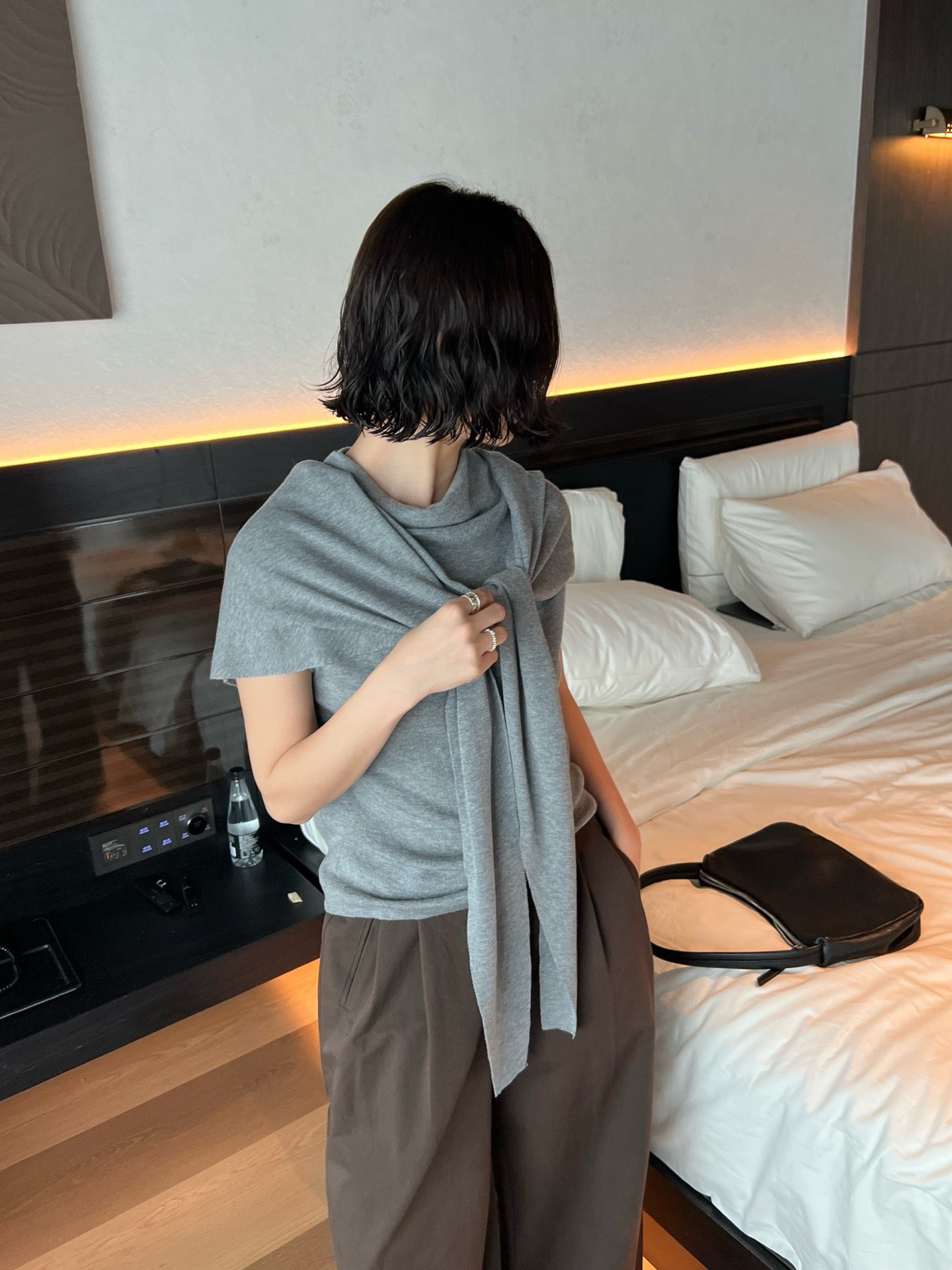 // 可分開慵懶半高領小短袖NT+披肩兩件套