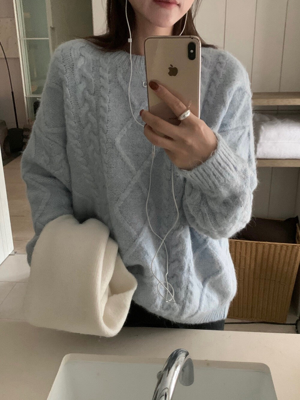 // 10%wool溫柔麻花套頭毛衣