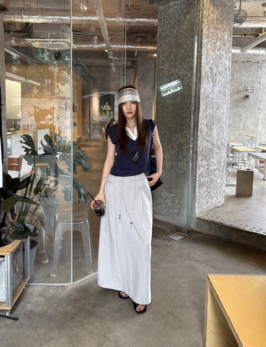 // 假兩件拼接小V領直紋針織背心