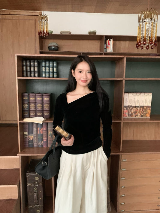 // 氣質斜領口絲絨BL