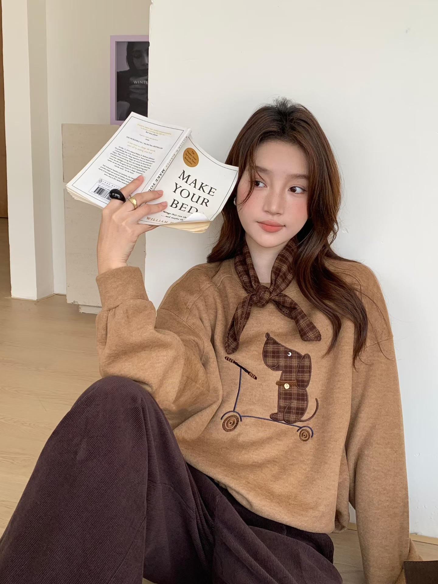 // 滑板小狗連絲巾衛衣