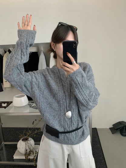 // 超軟糯小V領口麻花NT