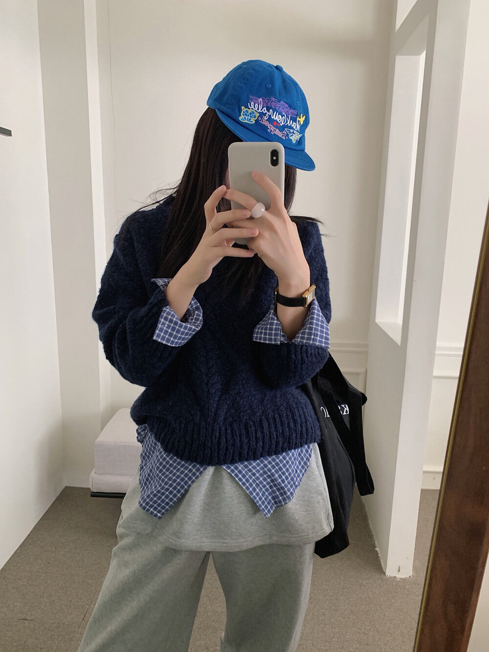 // 麻花邊領口菱格patterns毛衣