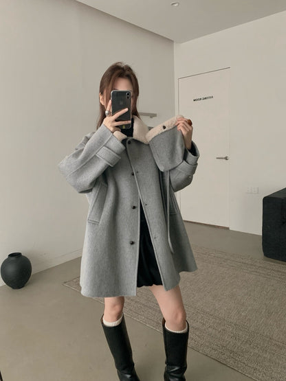 // 100%羊毛拼毛毛領中長手工外套(連袋仔)