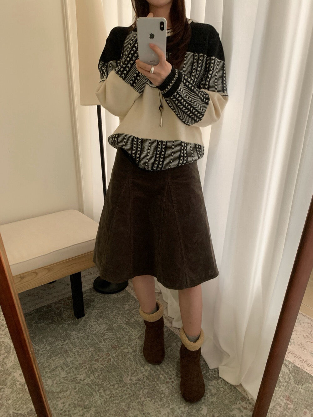 // 超美鈎針提花圓領毛衣