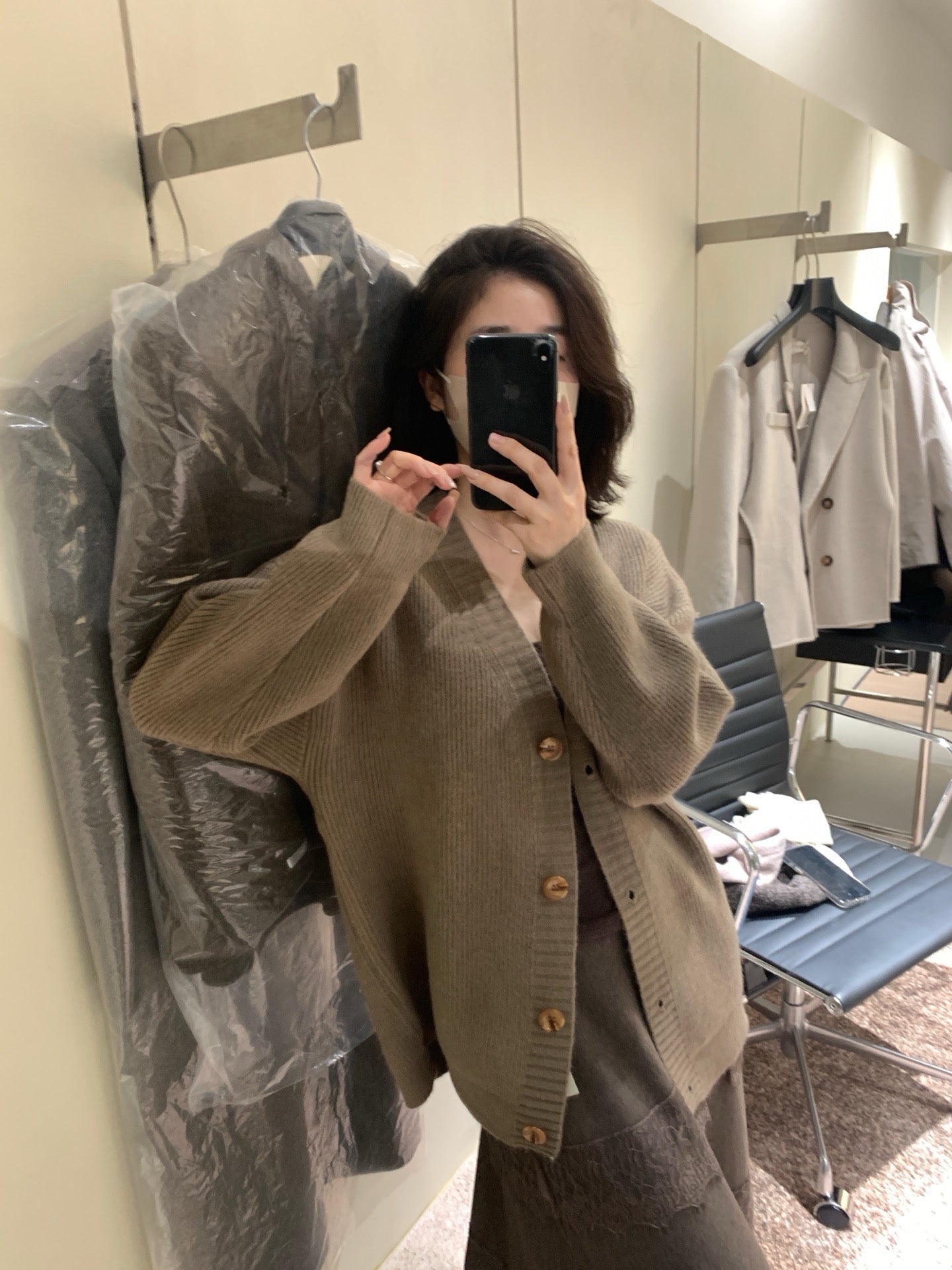 // 慵懶感中長大毛衣外套