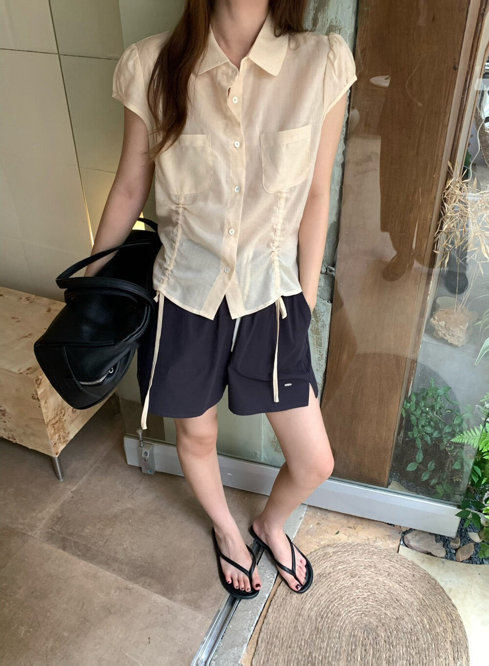 // lyocell麻兩邊抽繩小短袖口袋BL