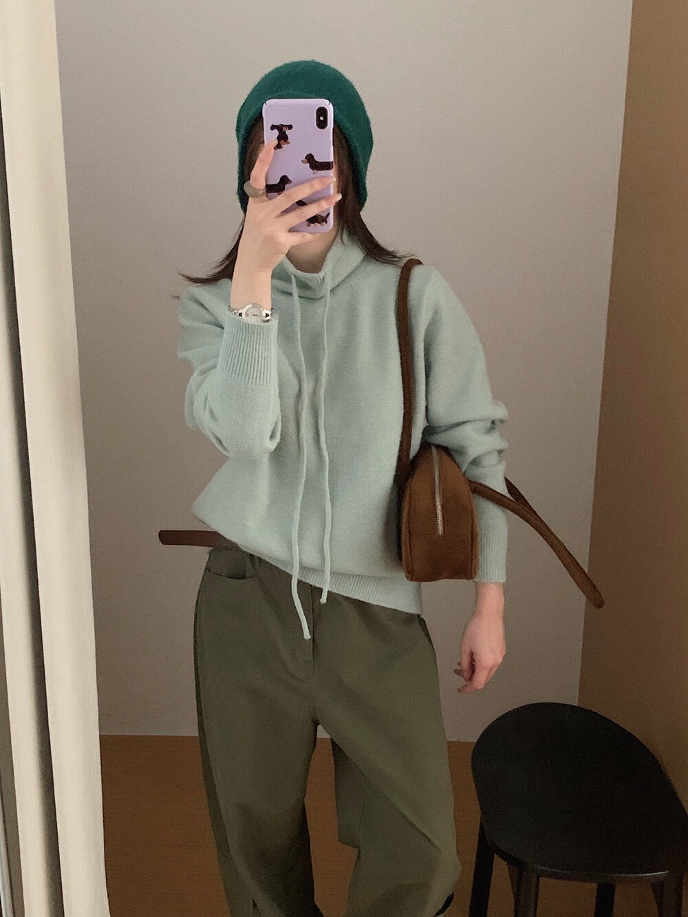 // 半高領綁帶連糯NT