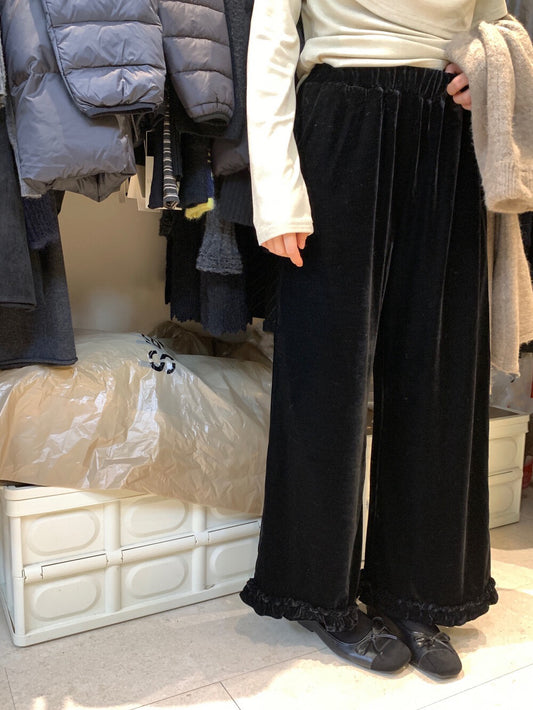 // 設計感花邊腳絲絨褲