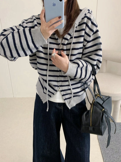 // 鬆弛感上下拉鍊連帽間條CD